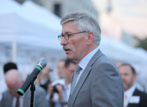 ALLEMAGNE : LE DÉBAT SUR L’IMMIGRATION EST LANCÉ ! ALLEMAGNE : LE DÉBAT SUR L’IMMIGRATION EST LANCÉ !