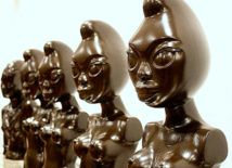 La faïencerie Henriot édite une Marianne noire ! La faïencerie Henriot édite une Marianne noire !